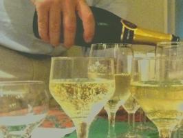 Festa med champagne.