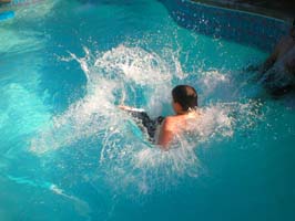Hopp i pool